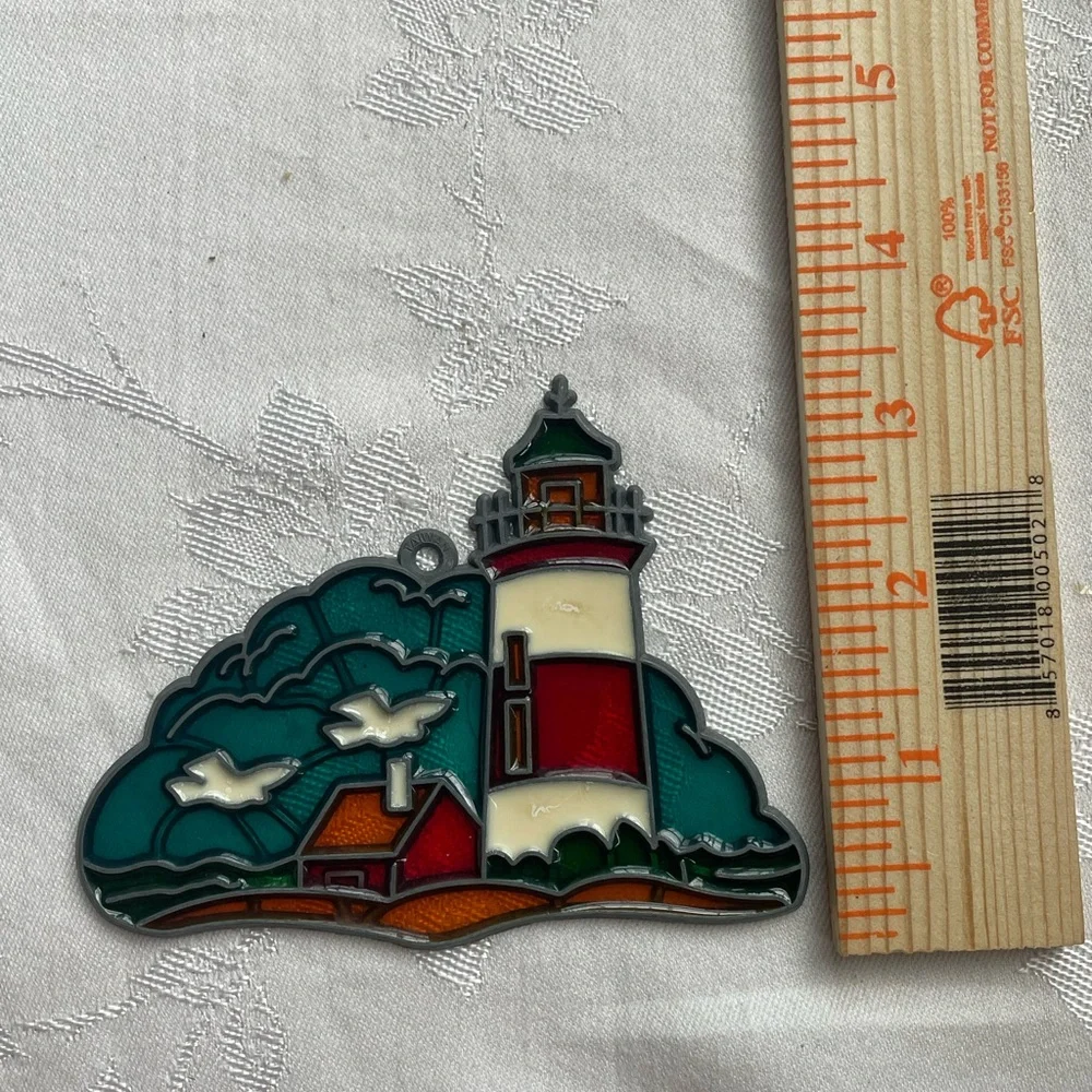 Vintage Stained Glass Lighthouse Suncatcher Ornament Coastal Beach Seagulls - Picture 5 of 6